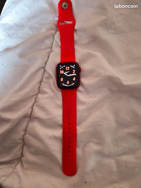 Apple watch 7 (image 1)