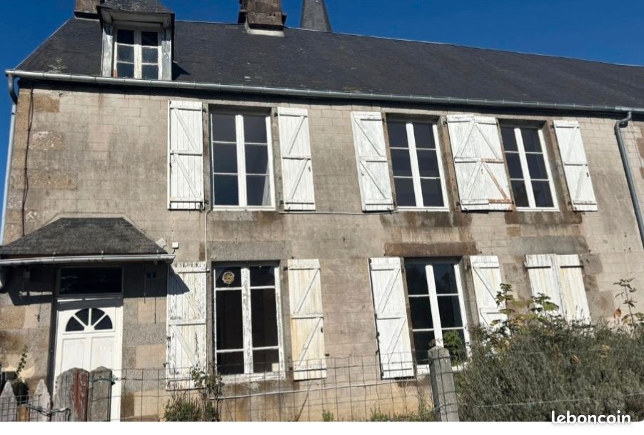 Maison 4 pièces 100 m² · à Saint-Pois · 100 m² · 45 000 €