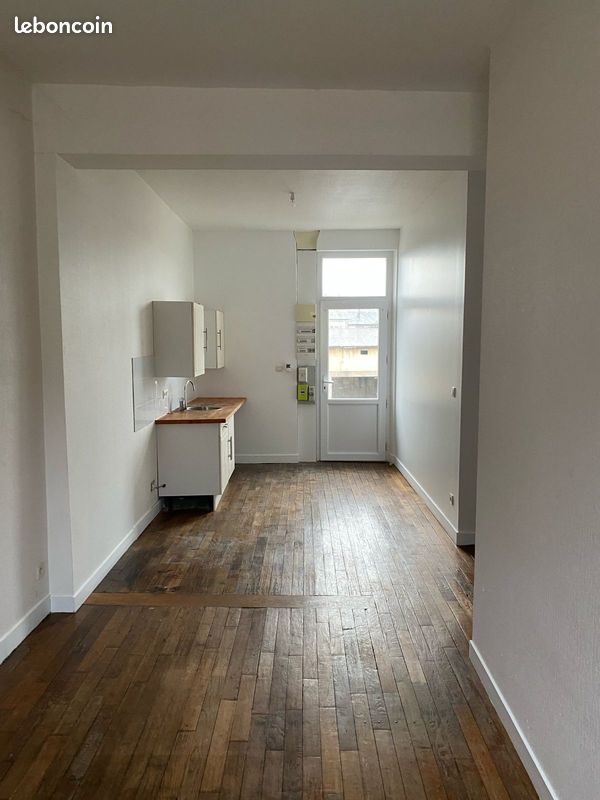 Appartement 3 pièces 60 m² · à Salbris · 60 m² · 600 €/mois
