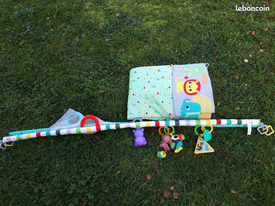 Tapis de jeu et d'éveil sécurisé pour bébé (image 4)