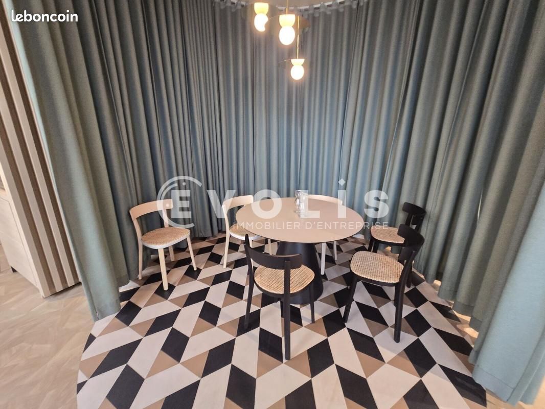 Bureaux 448 m² (image 18)