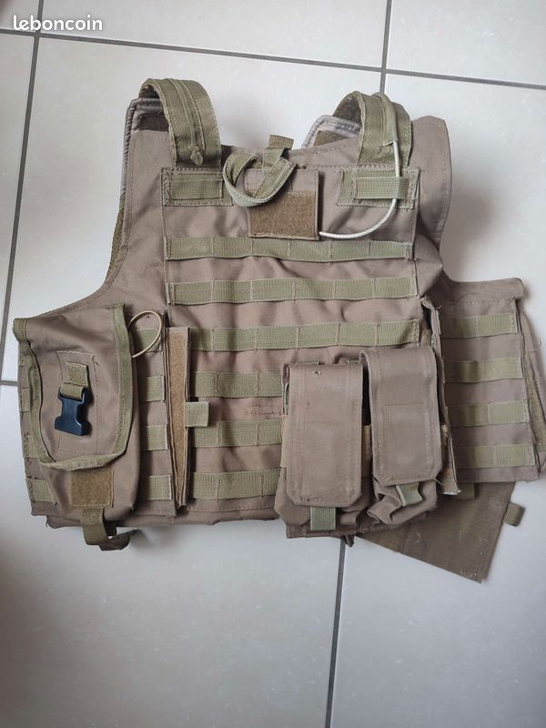 Porte plaque airsoft (image 1)