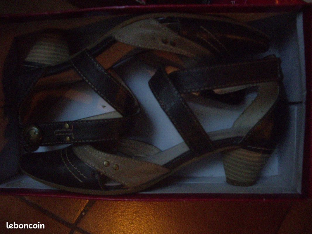 Chaussures classique chic femme escarpins cuir semi ouverts pointure 37 marque IXOO bicolore mode (image 2)