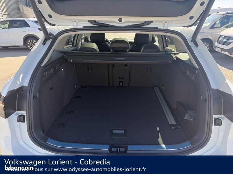 Volkswagen Passat SW 2.0 TDI EVO 150ch Elegance DSG7 (image 12)