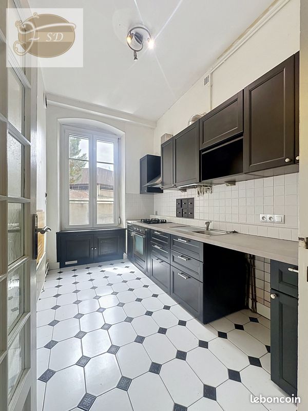 Appartement 3 pièces 60 m² · à Grenoble · 60 m² · 197 000 €