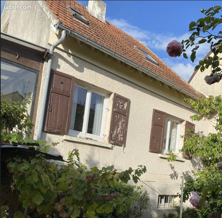 Maison 4 pièces 67 m² · à Saint-Cyr-l'École · 67 m² · 385 000 €