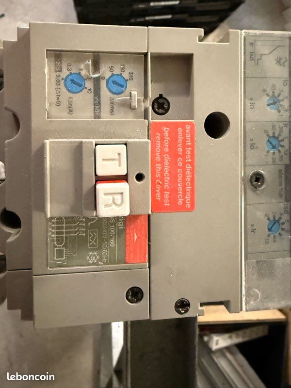 Corps de boulon filetage partiel Tête hexagonale TH M30X100 Classe 8.8