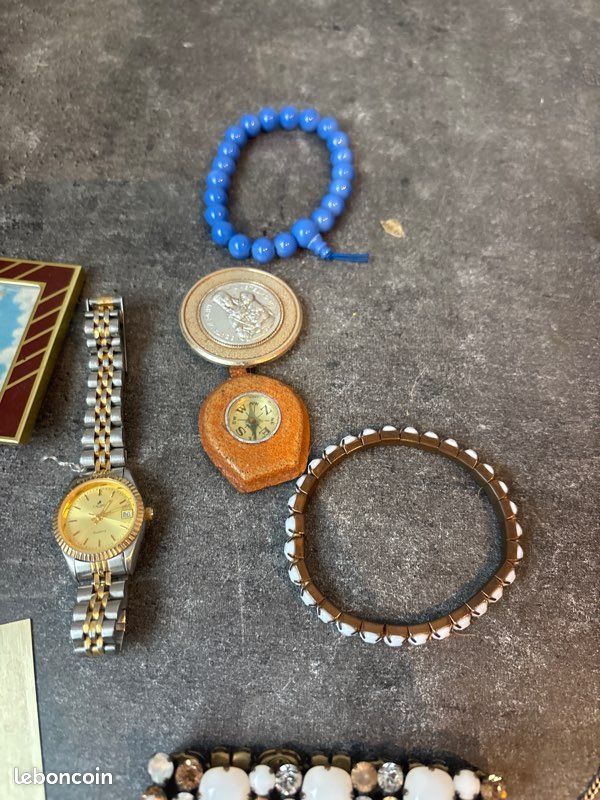 Bracelet Fantaisie Vintage Claude Montana Doré Et Résine - Occasion
