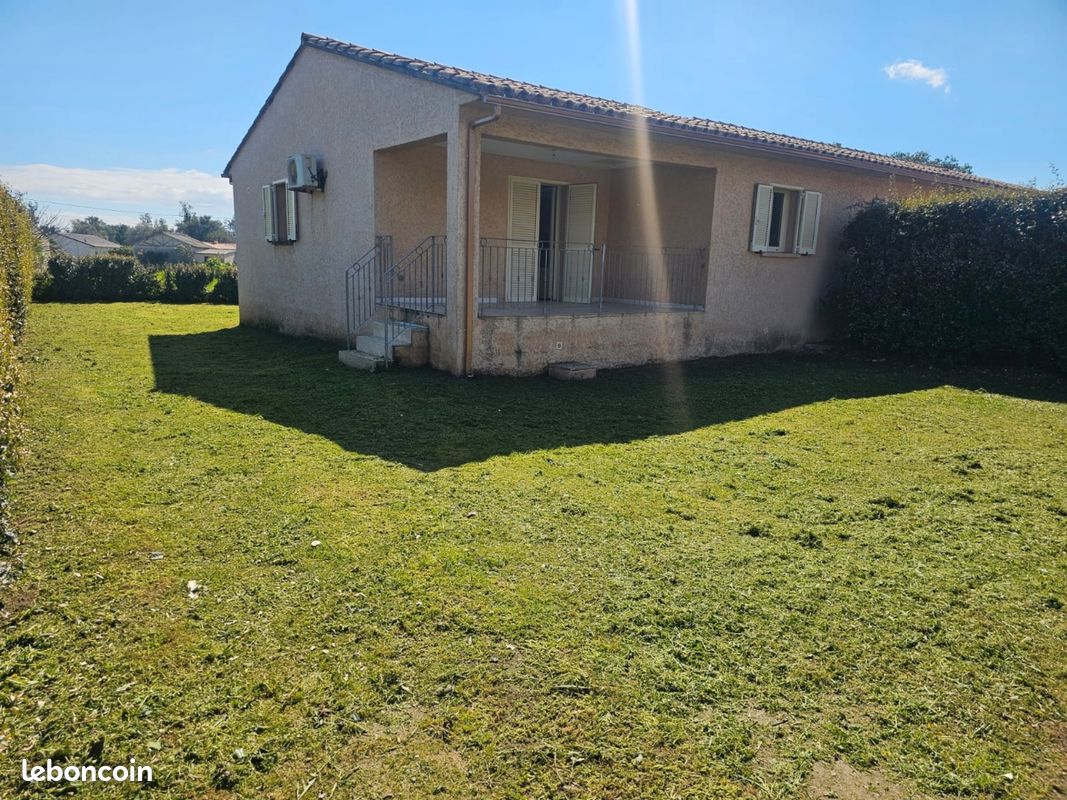 Maison 3 pièces 70 m² · à Ghisonaccia · 70 m² · 880 €/mois