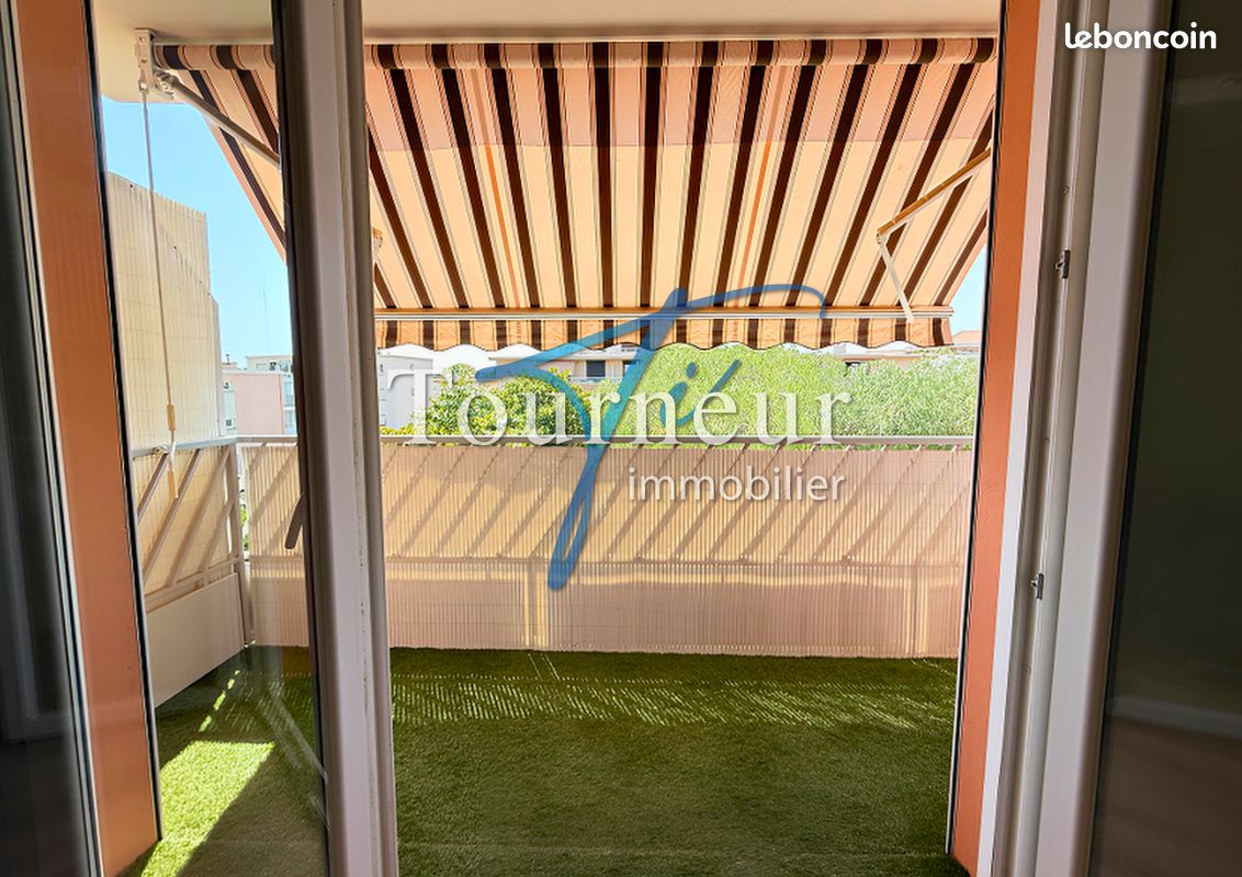 Appartement 3 pièces 66 m² · à Sanary-sur-Mer · 66 m² · 330 000 €