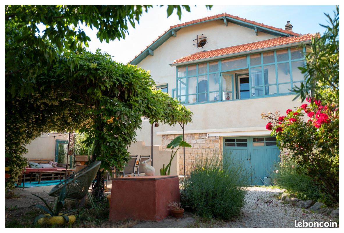 Maison 5 pièces 120 m² · à Peyrolles-en-Provence · 120 m² · 495 000 €