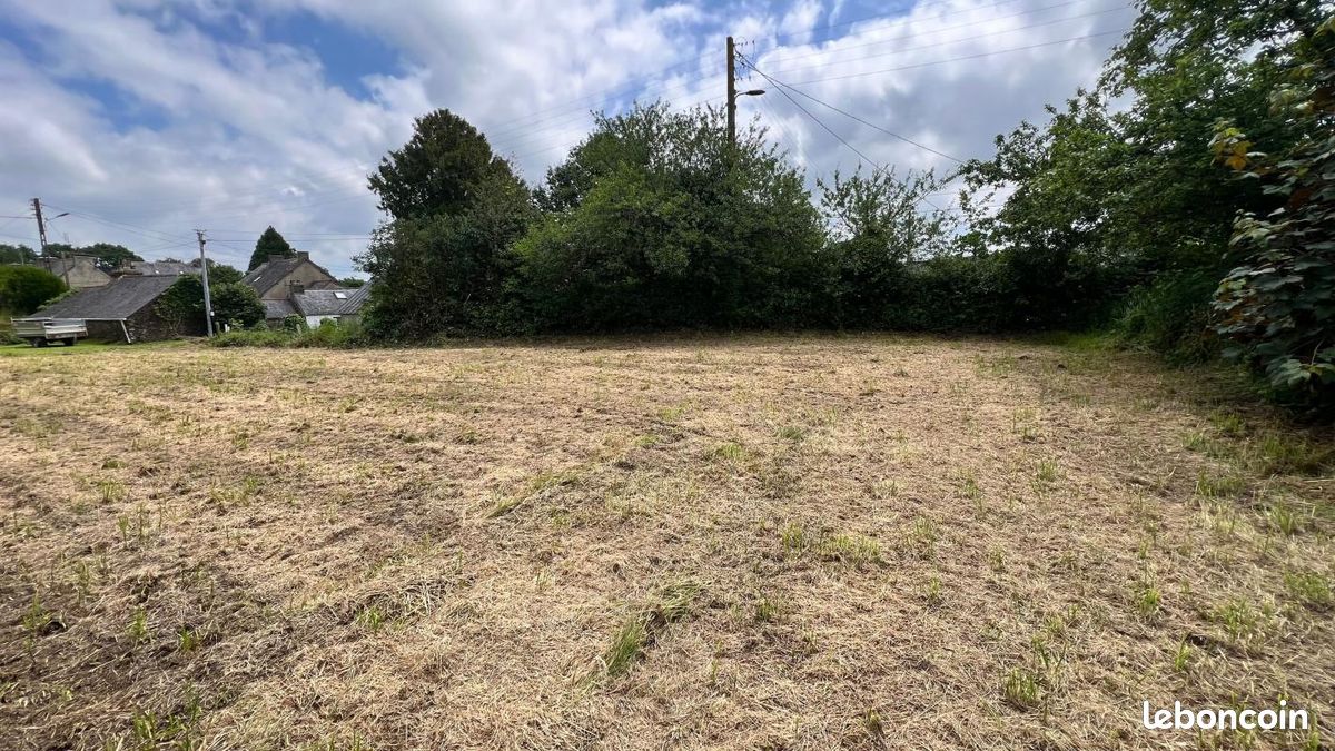 Terrain 674 m² Cleden Poher (image 2)