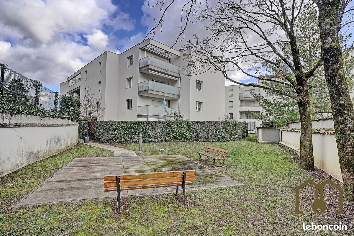 Appartement 3 pièces 63 m² · à Saint-Priest · 63 m² · 200 000 €