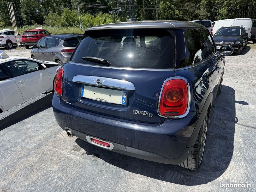 Mini MINI COOPER D 116CH CHILI II BVA (image 4)