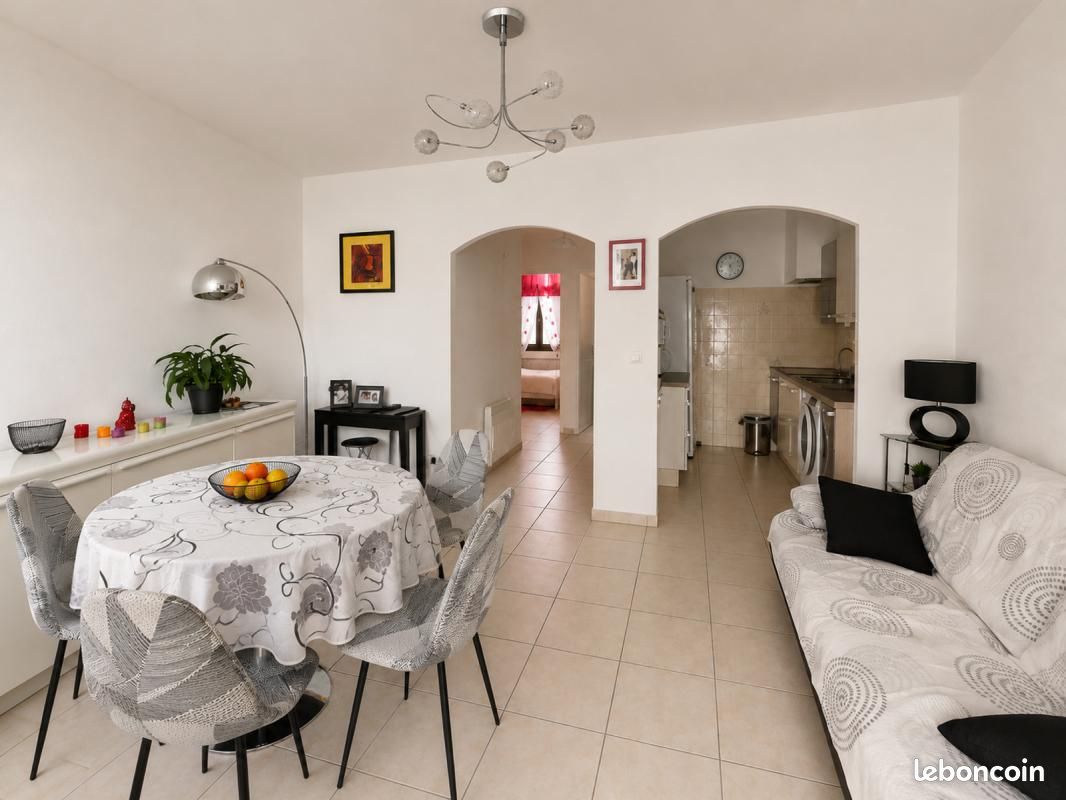 Appartement 3 pièces 52 m² · à Nîmes · 52 m² · 100 000 €