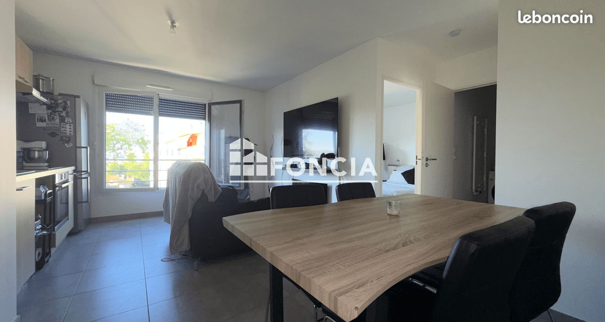 Appartement 2 pièces 41 m² · à Vénissieux · 41 m² · 652 €