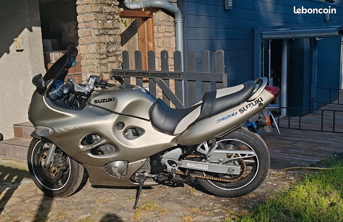Moto Suzuki GSX-F 750- CT ok (image 1)