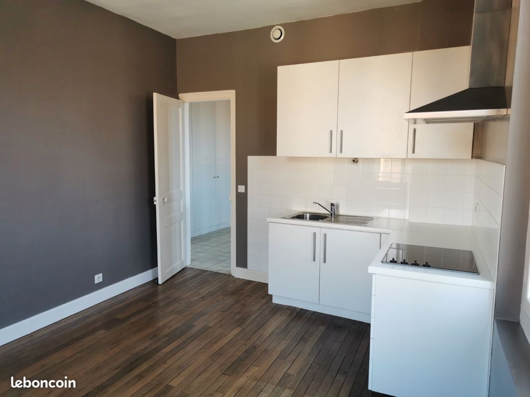 Appartement 2 pièces 50 m² · à Houdan · 50 m² · 720 €/mois