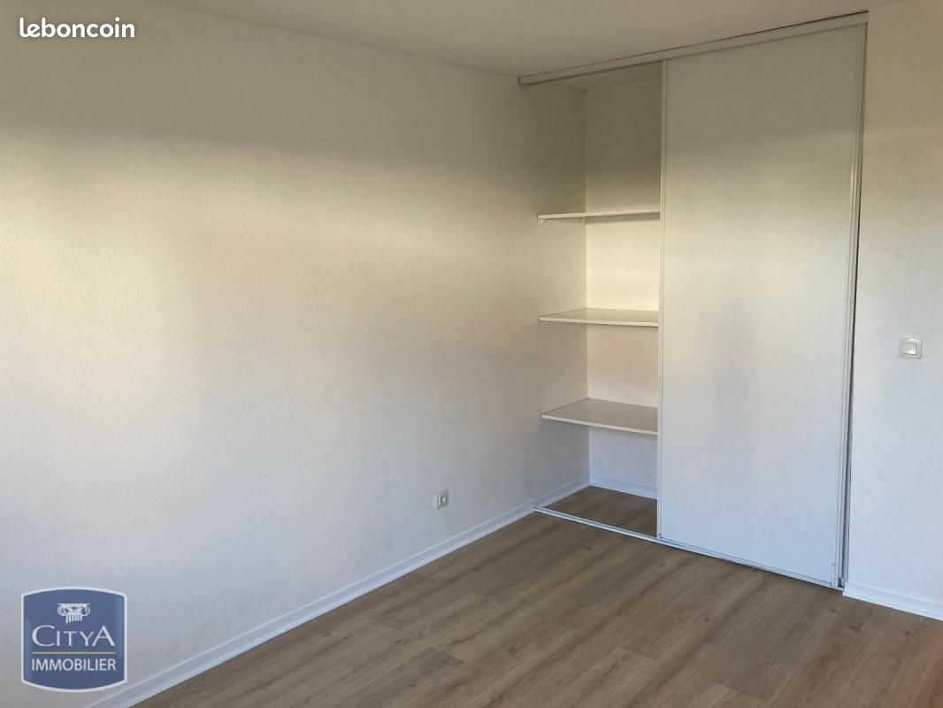 Appartement a louer chalons-en-champagne - 2 pièce(s) - 49 m2 - Surfyn