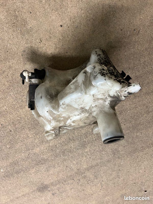 Réservoir de lave glace Citroën c4 Picasso (image 1)