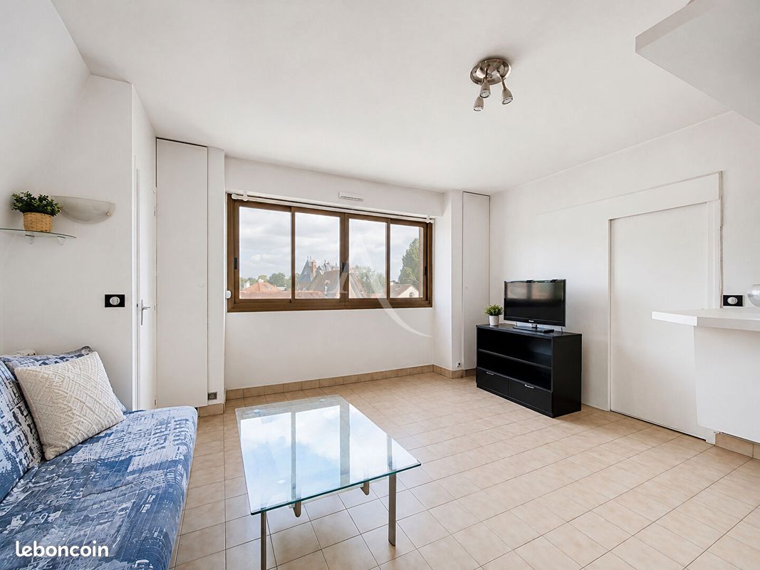 Appartement 2 pièces 34 m² · à Saint-Germain-en-Laye · 34 m² · 291 000 €