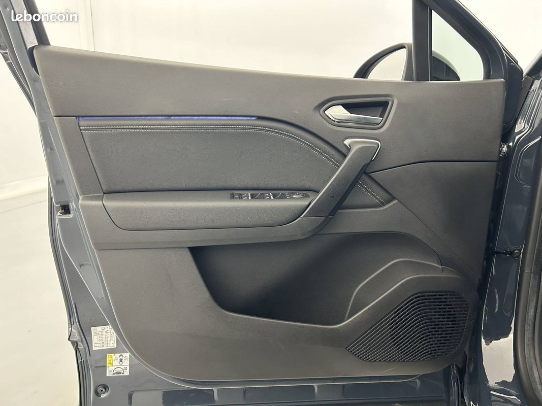 RENAULT Captur mild hybrid 160 EDC Techno (image 11)