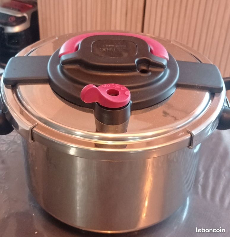 Cocotte Minute Seb 8l pas cher - Meilleures ofes sur le neuf et l'occasion