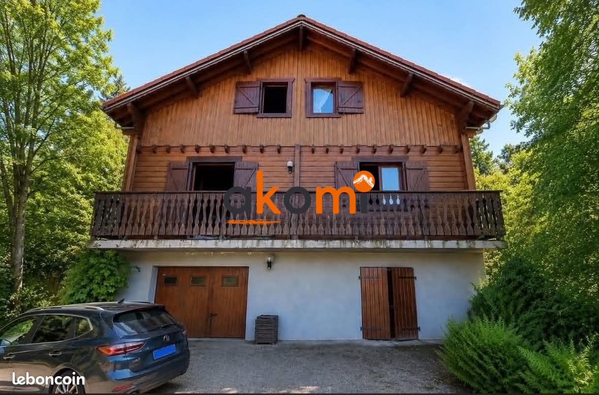 Maison 6 pièces 115 m² · à Anould · 115 m² · 432 000 €