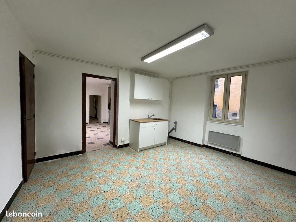 Appartement 3 pièces 51 m² · à Les Vans · 51 m² · 600 €