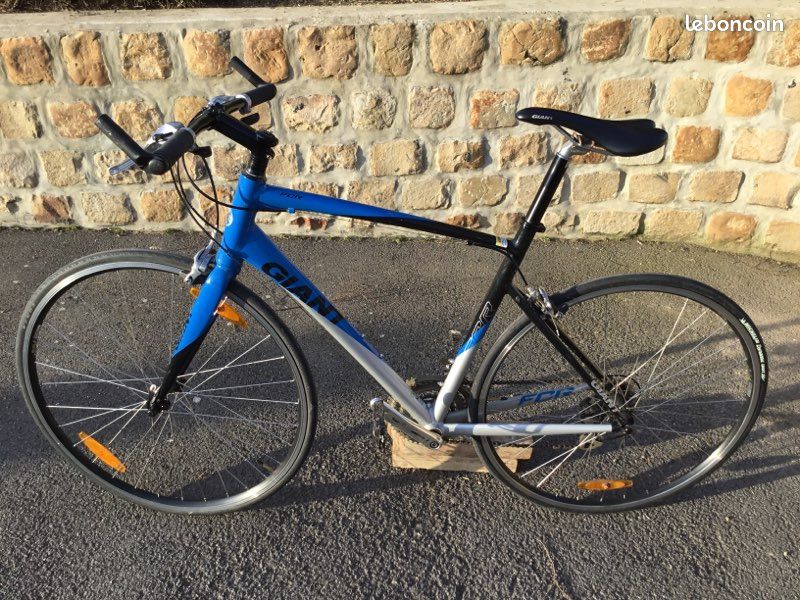 Vélo de route GIANT (image 1)