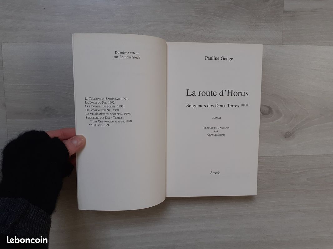 ANN 1875 : GEDGE Pauline : La route d'Horus - T3 : Seigneurs des Deux Terres - Stock (image 9)