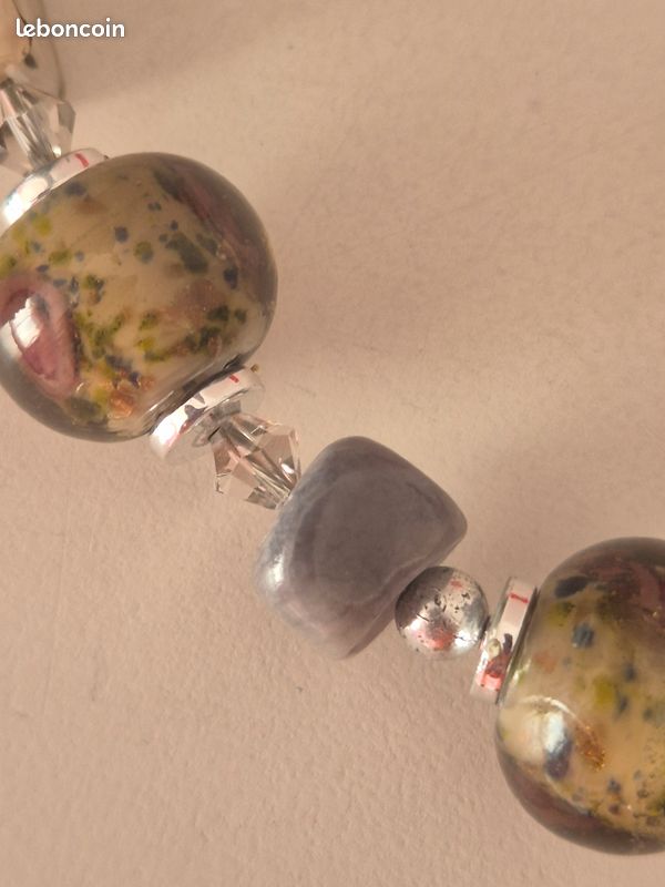 Collier en pierres (image 4)