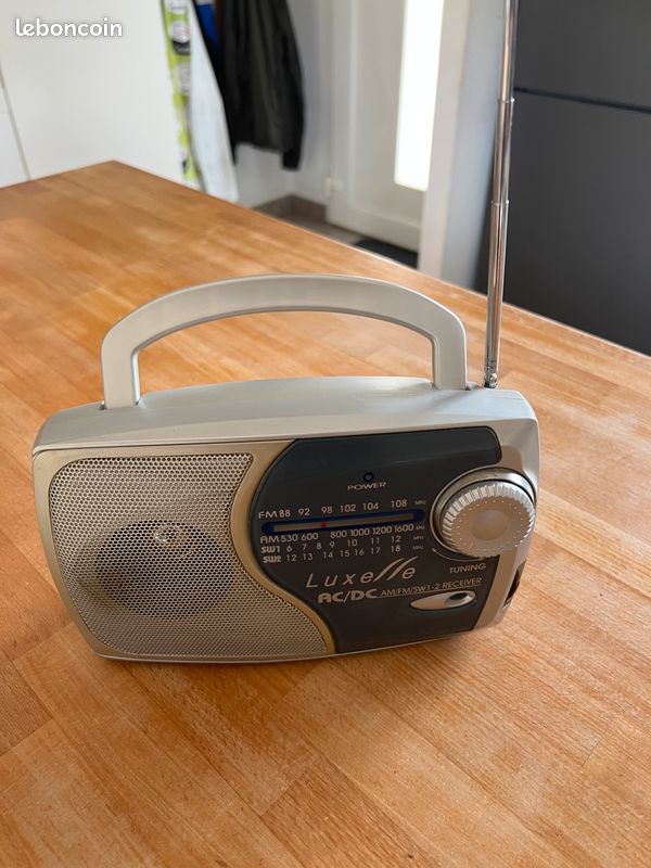 Radio (image 2)