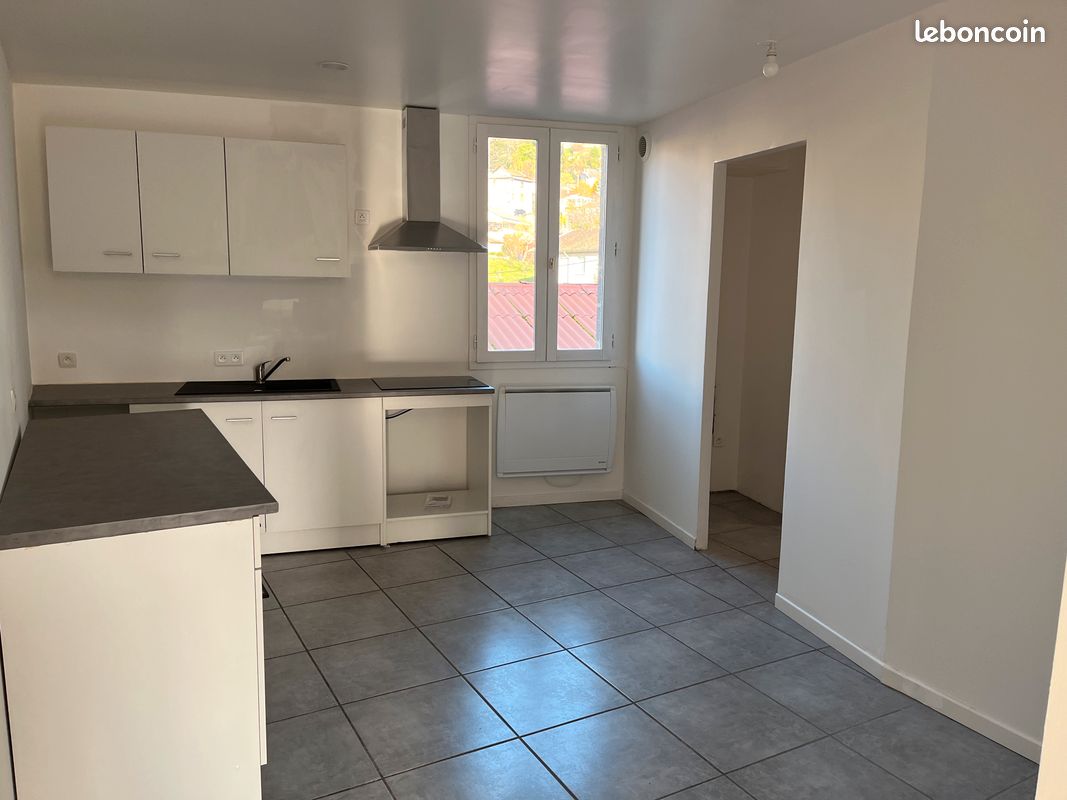 Appartement 3 pièces 68 m² · à Thiers · 68 m² · 630 €/mois