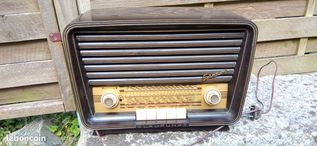 Ancienne Radio, Blaupunkt Santos (image 1)