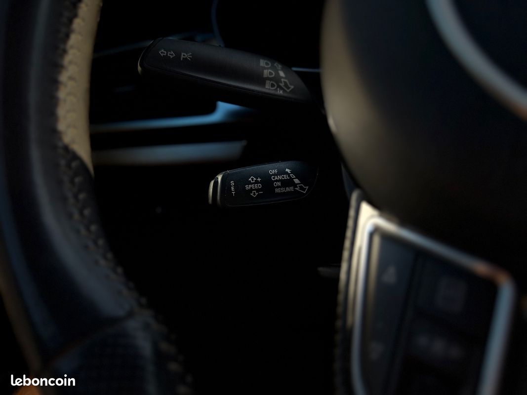 AUDI A7 SPORTBACK V6 3.0 TDI 272ch S tronic 7 Quattro S line CAMÉRA DE RECUL ATTELAGE COCKPIT GPS GARANTIE 12 MOIS EU (image 25)