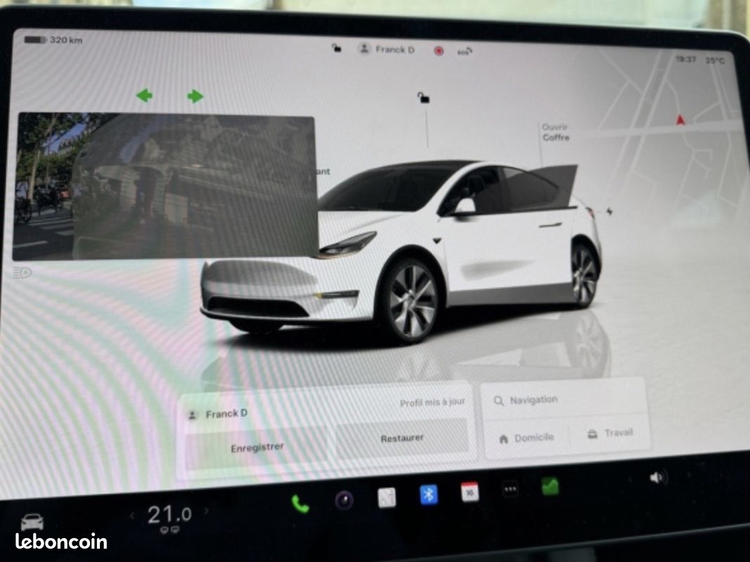 TESLA MODEL Y Standard RWD (image 12)