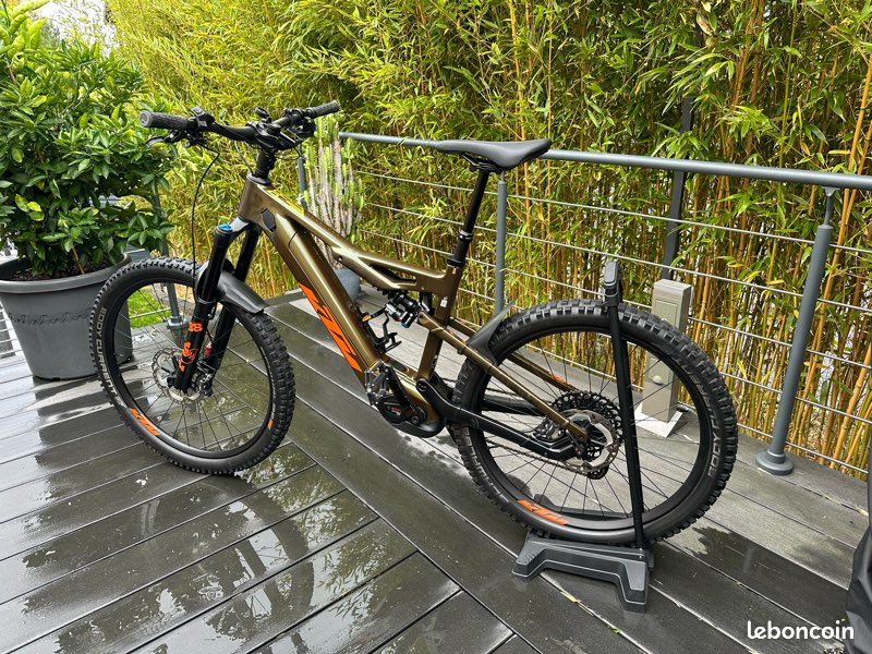 KTM Macina Prowler Prestige – VTT Électrique Enduro Carbone 750Wh