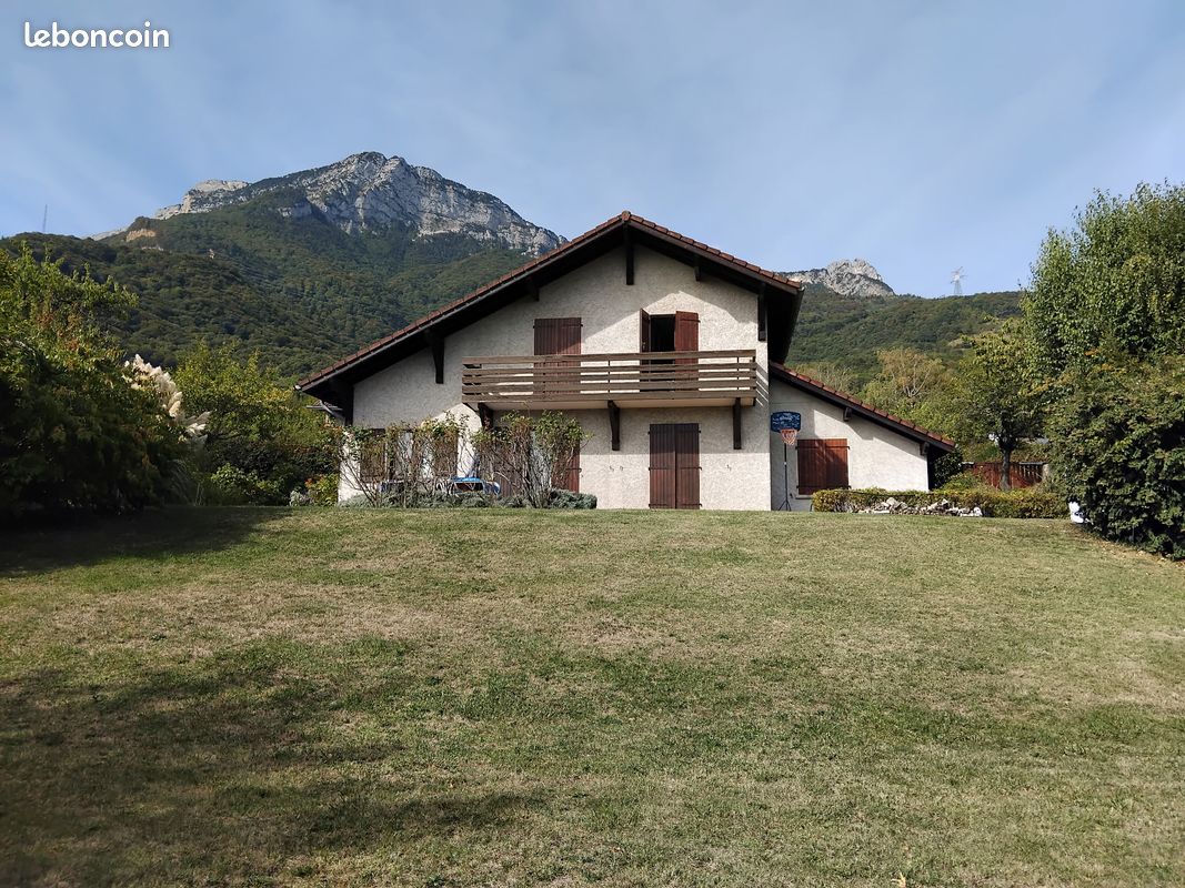 Maison 7 pièces 173 m² · à Seyssins · 173 m² · 695 000 €