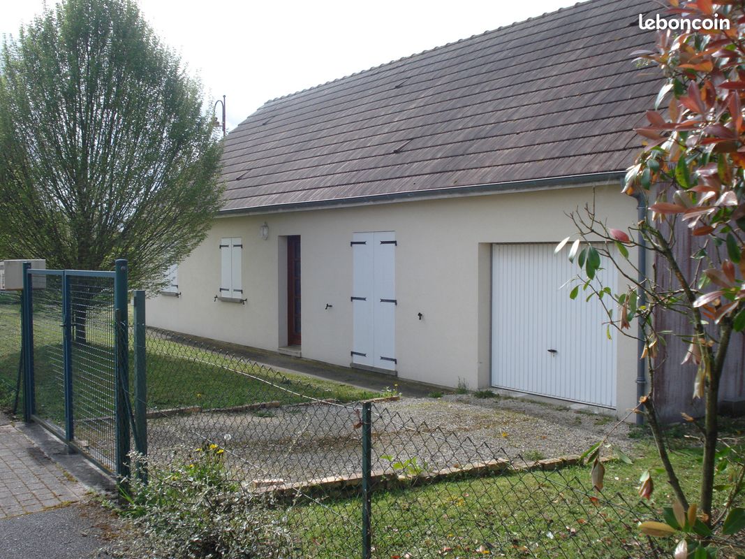 Maison 5 pièces 90 m² · à Avord · 90 m² · 795 €/mois