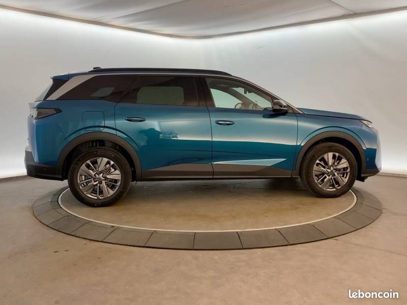 Peugeot 5008 Hybrid 145 ch e-DCS6 Allure (image 4)