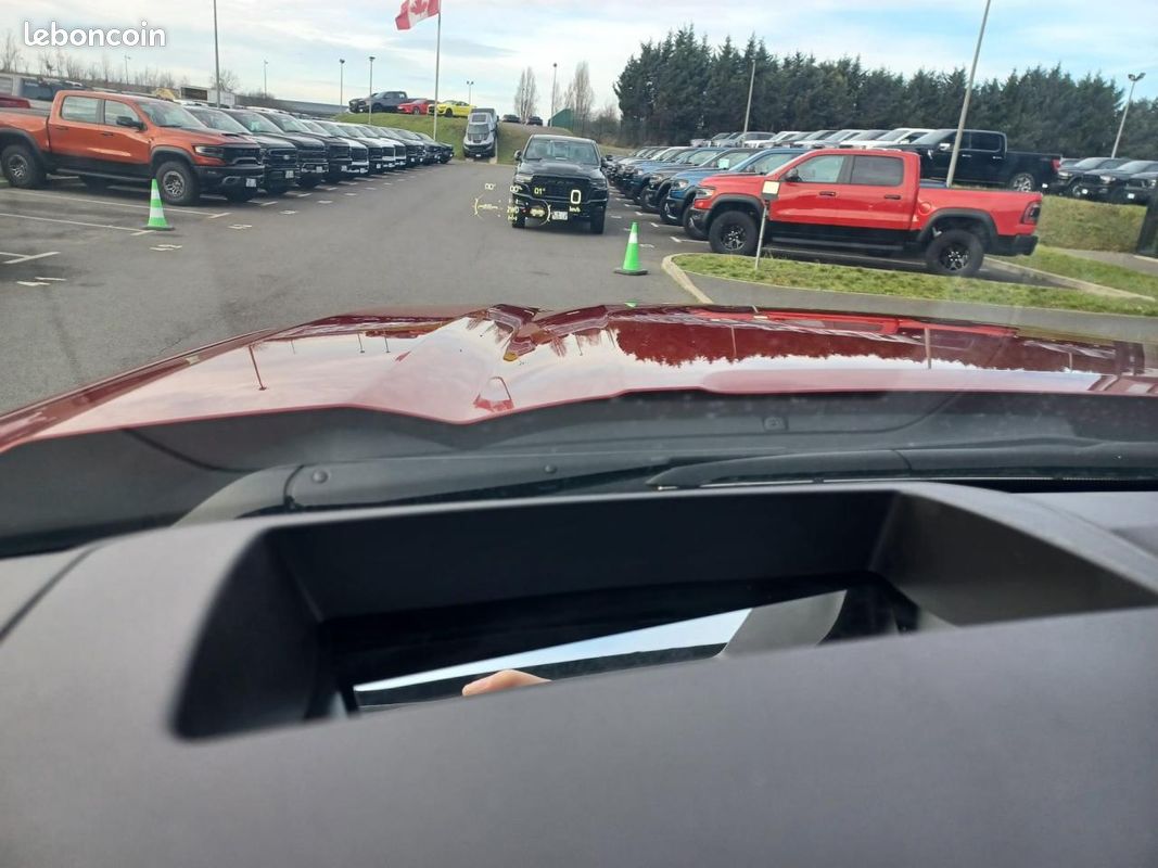 GMC SIERRA 1500 Crew cab AT4 4x4 V8 6,2L (image 26)