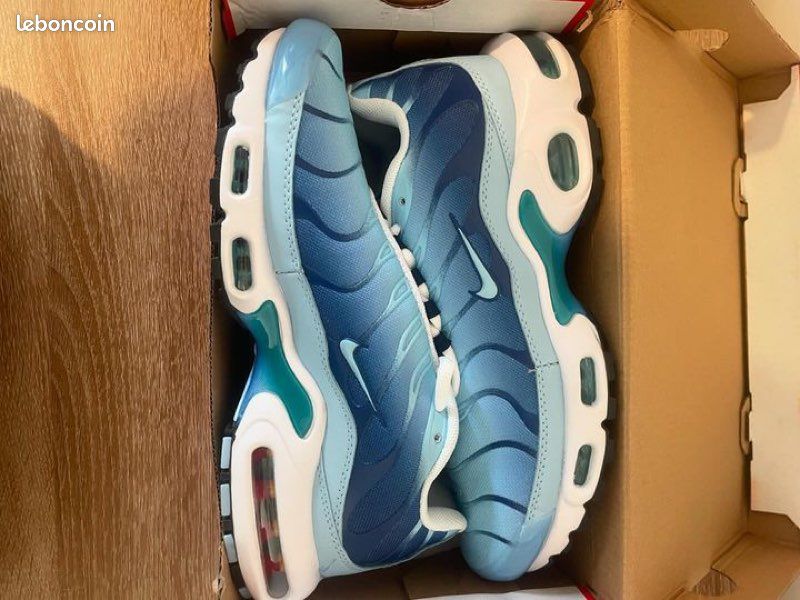 Tn Bleu Ciel Tn Blanche 43 Nike Tn Bleu Ciel Taille 43 Chaussures