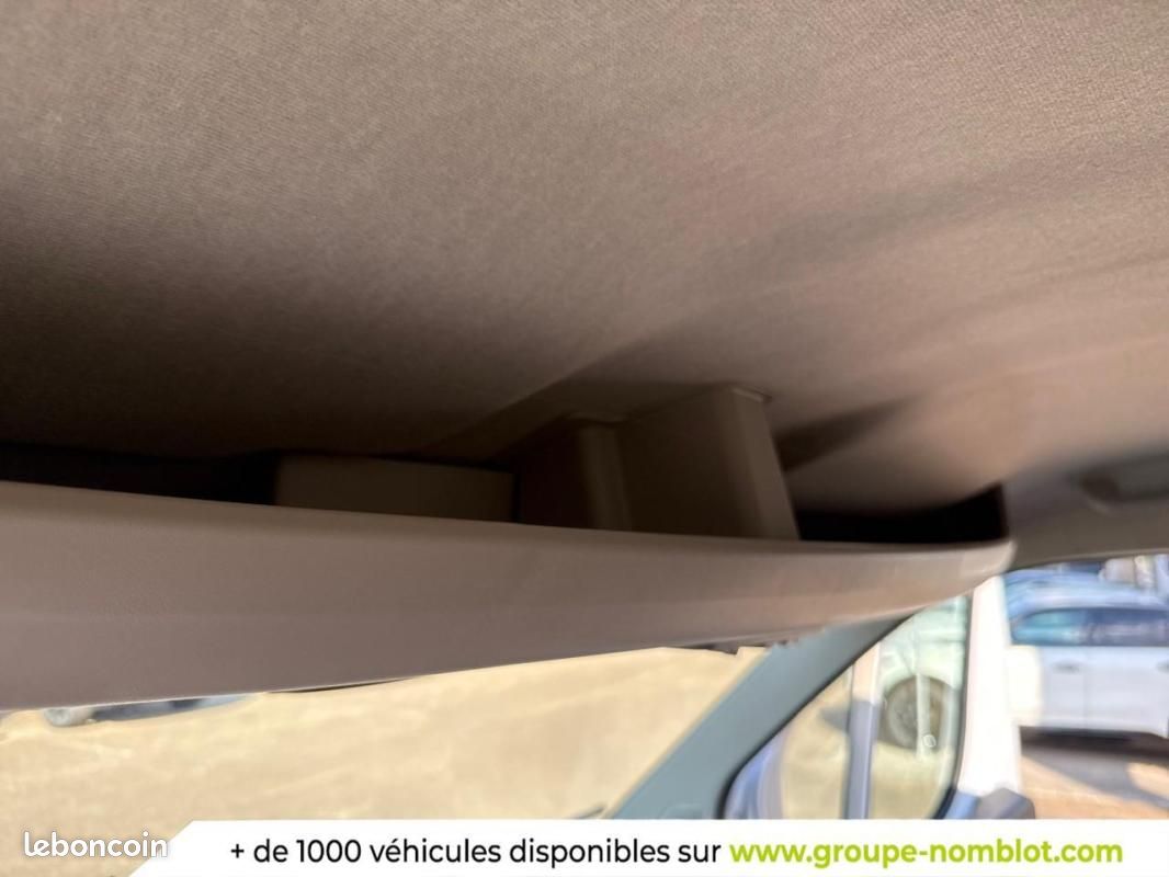 Citroën Jumper FOURGON TOLE 33 L1H1 BLUEHDi 140 S&S BVM6 (image 29)