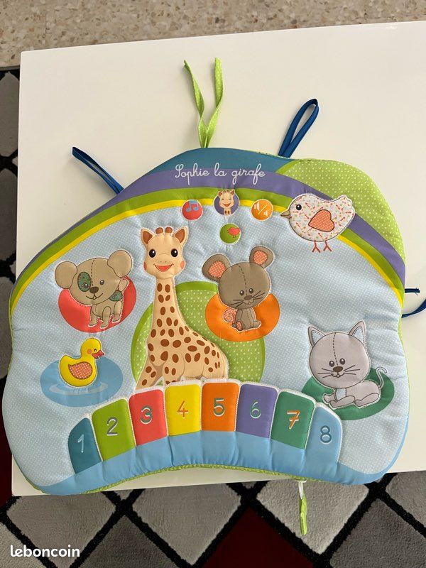Sophie La Girafe - Le Piano'Folies - Jouet D'Éveil Musical Et Lumineux Pour Bébé - 2 Coloris - Développe Les Sens