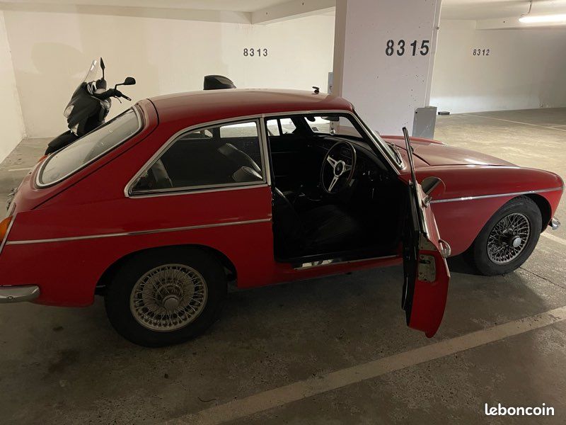 Mgb gt (image 2)