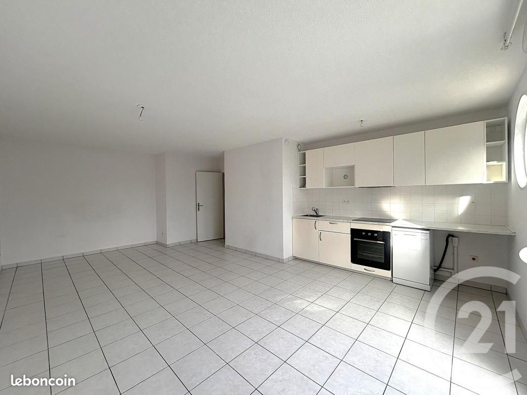 Appartement 3 pièces 61 m² · à Strasbourg · 61 m² · 874 €