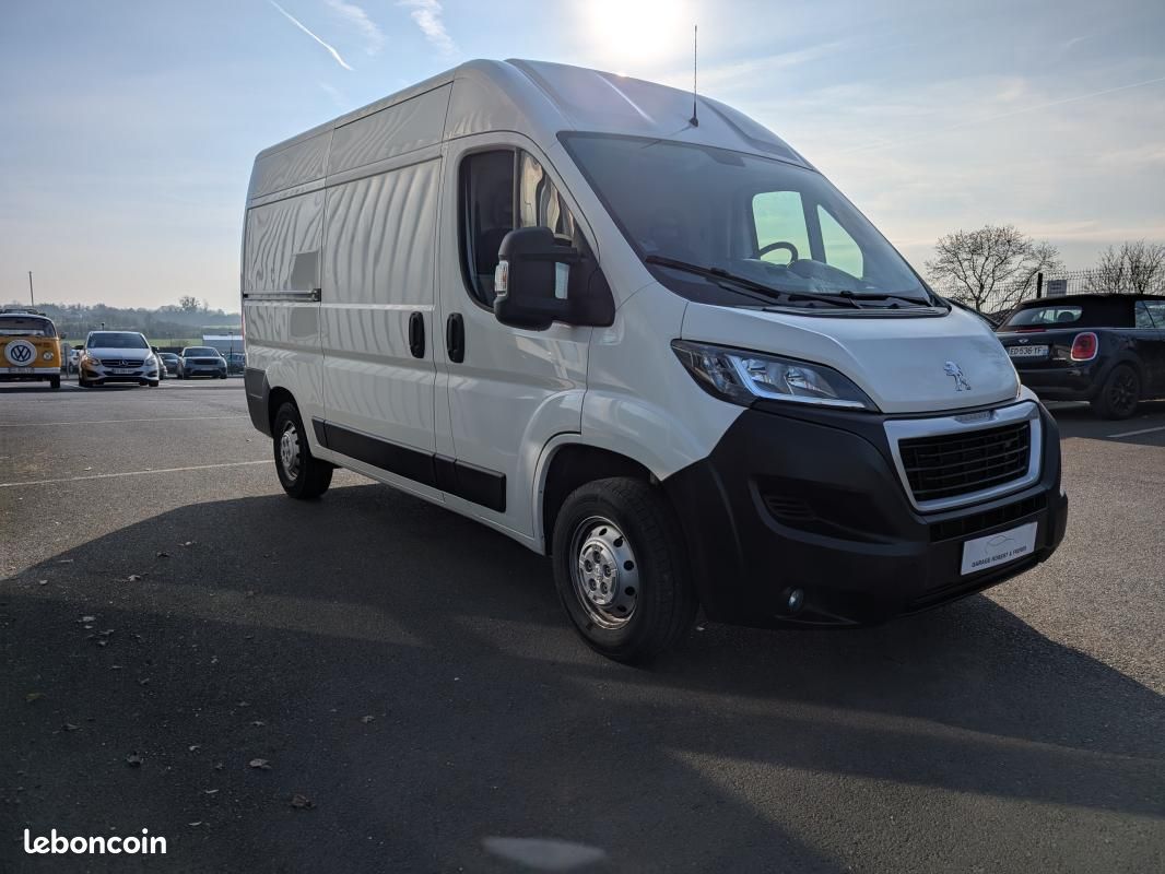 Peugeot Boxer FOURGON TOLE 330 L2H2 BLUEHDI 130 S&S PREMIUM PACK (image 3)