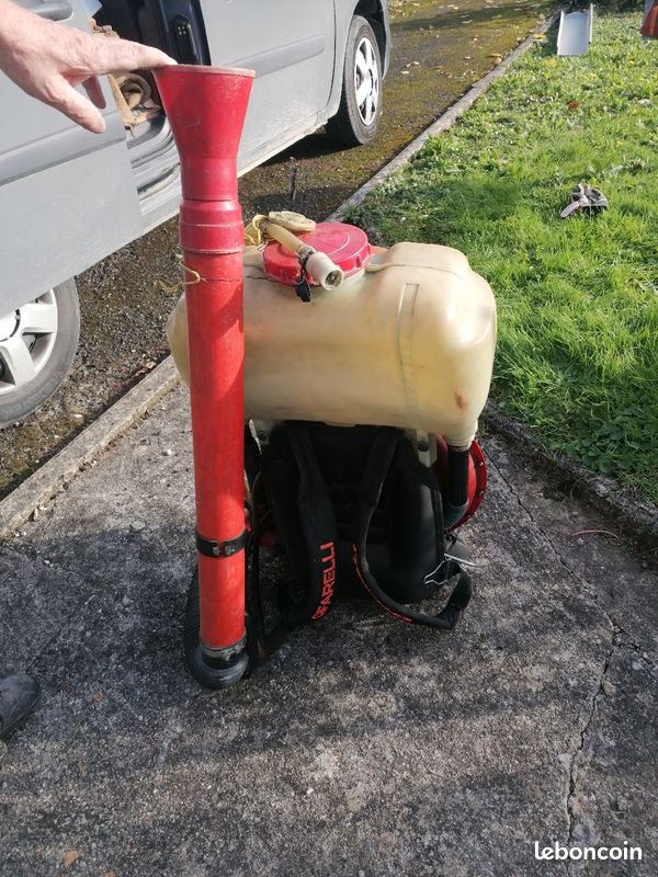 Pulvérisateur souffleur thermique à dos (image 2)