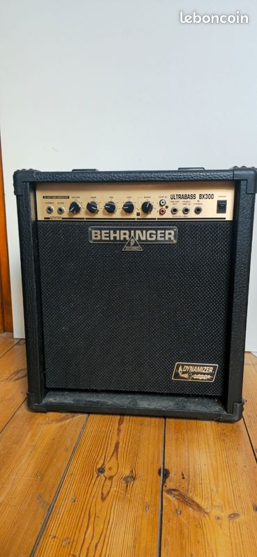 Ampli Basse Behringer Ultrabass BX300Ampli Basse Behringer 